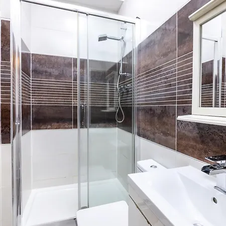 Apartamento Spacious Sleep 6 *